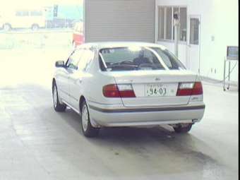 1998 Nissan Primera Pictures