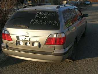 1999 Nissan Primera Photos