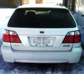 1999 Nissan Primera Pictures