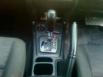 1999 Nissan Primera Photos