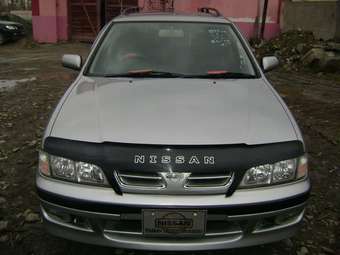 1999 Nissan Primera Pictures