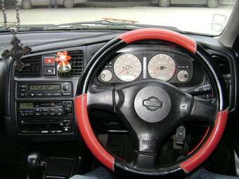 1999 Nissan Primera Wallpapers