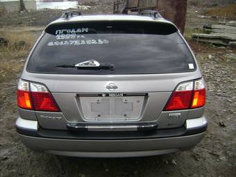 1999 Nissan Primera Images