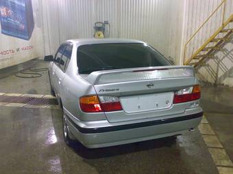 1999 Nissan Primera Pictures