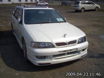 1999 Nissan Primera Pictures