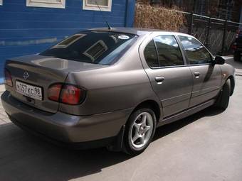1999 Nissan Primera Pictures