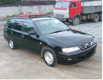 1999 Nissan Primera Photos