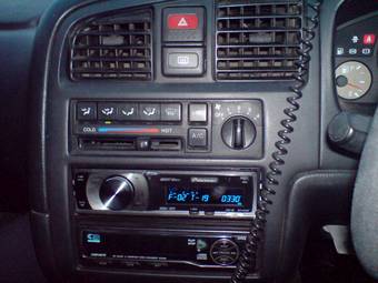 1999 Nissan Primera Pictures