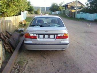 1999 Nissan Primera Photos