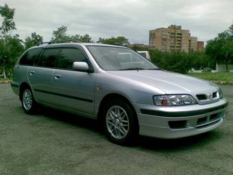 1999 Nissan Primera Pictures