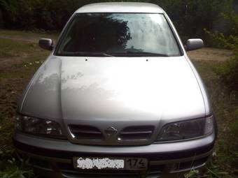 1999 Nissan Primera Photos