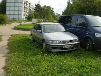 1999 Nissan Primera Pictures