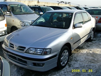 2000 Nissan Primera