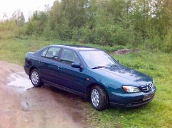 2000 Nissan Primera