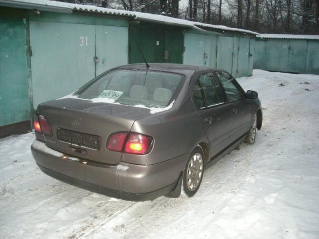 2000 Nissan Primera