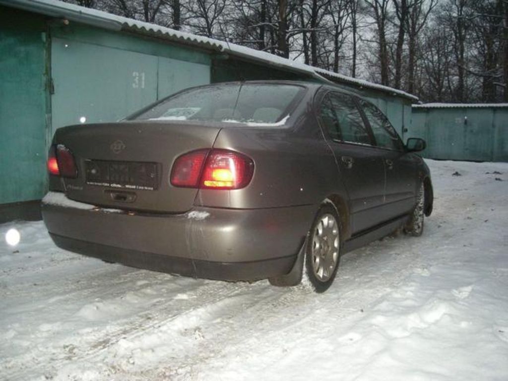 2000 Nissan Primera