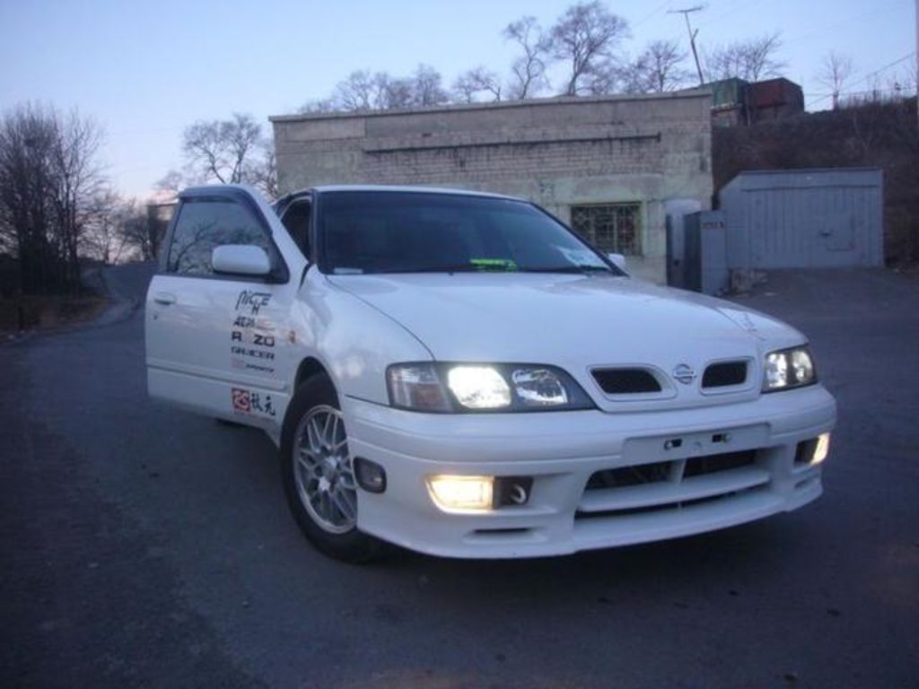 2000 Nissan Primera