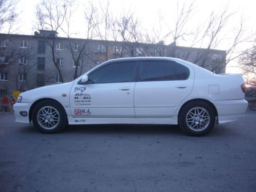 2000 Nissan Primera