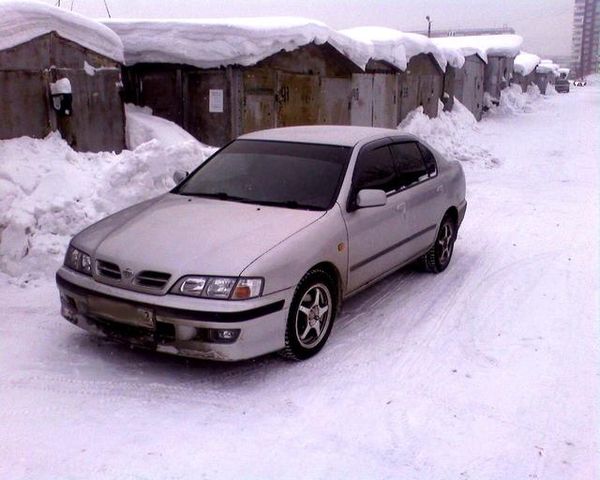 2000 Nissan Primera