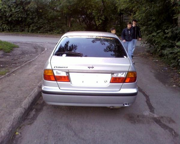 2000 Nissan Primera