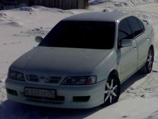 2000 Nissan Primera