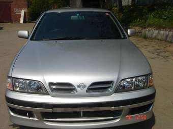 2000 Nissan Primera Photos