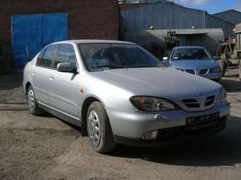 2000 Nissan Primera Pics