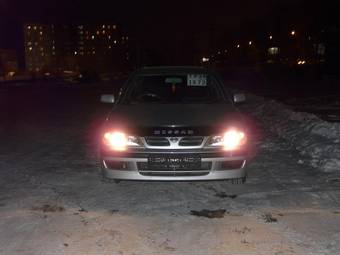 2000 Nissan Primera Photos