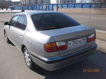 2000 Nissan Primera Photos