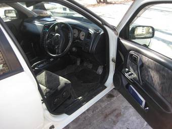 2000 Nissan Primera Pics