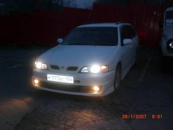 2000 Nissan Primera Pictures