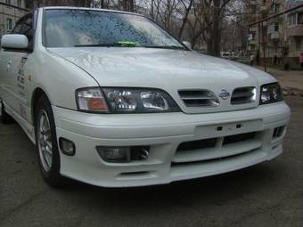 2000 Nissan Primera Pictures