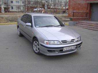 2000 Nissan Primera Photos