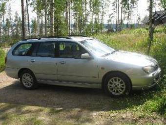 2000 Nissan Primera Photos