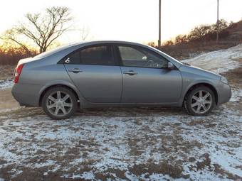 2000 Nissan Primera Pictures