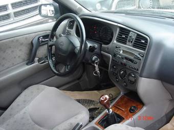 2000 Nissan Primera Pictures
