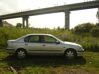 2000 Nissan Primera Pictures