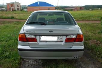 2000 Nissan Primera Pictures