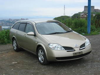 2001 Nissan Primera Pictures