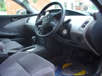 2001 Nissan Primera Pictures