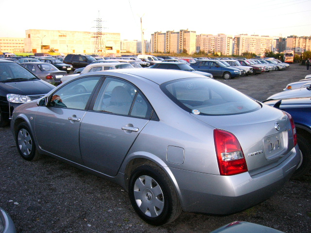 2001 Nissan Primera Pictures