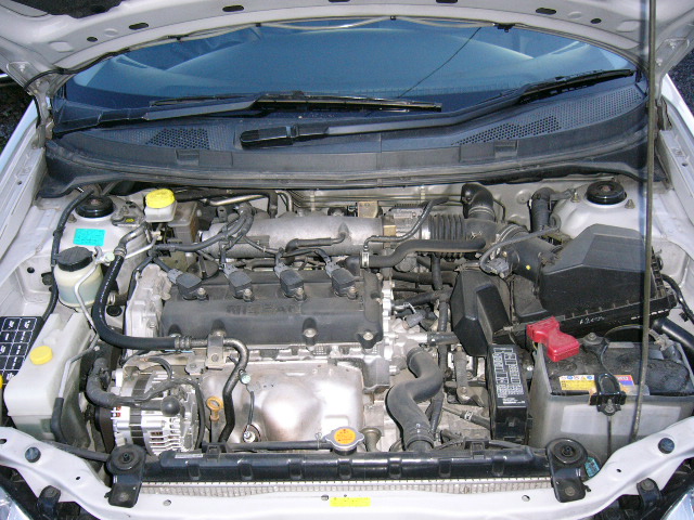 2001 Nissan Primera Photos