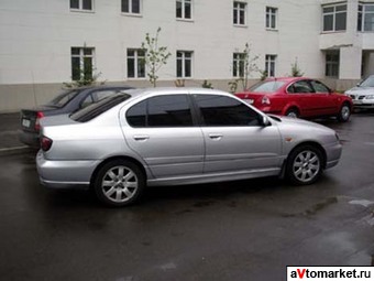 2001 Nissan Primera Pictures