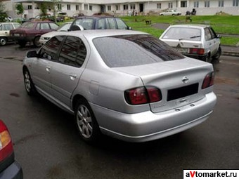 2001 Nissan Primera Pictures