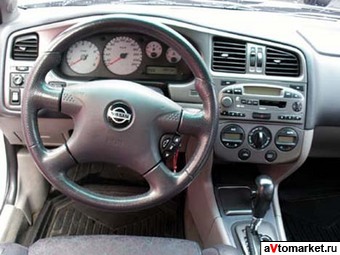 2001 Nissan Primera Photos