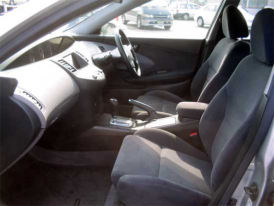 2001 Nissan Primera Pictures