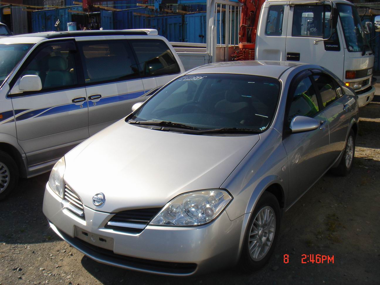 2001 Nissan Primera Pictures