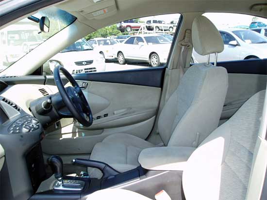 2001 Nissan Primera Pictures