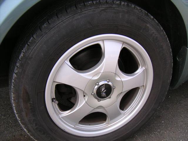 2001 Nissan Primera Photos