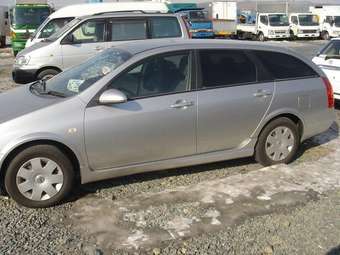 2001 Nissan Primera Photos
